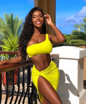 Pic - Black Monifajansen With Thick Boobs